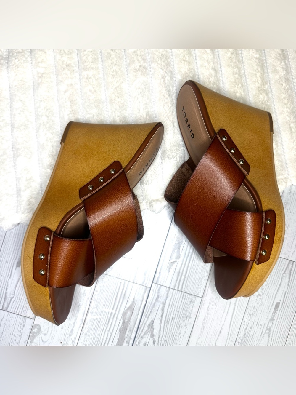 TORRID Brown Wooden Wedge Sandal Platform Leather summer 10